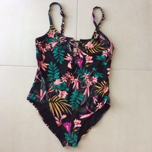 Old Navy One Piece Swimsuit Lace Up Floral Swimwear